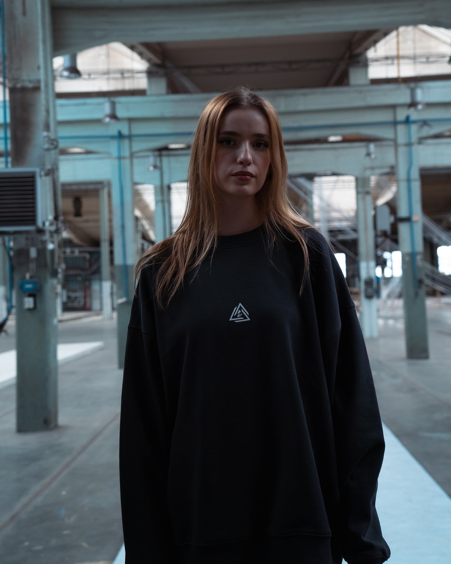BW LOGO SWEATSHIRT