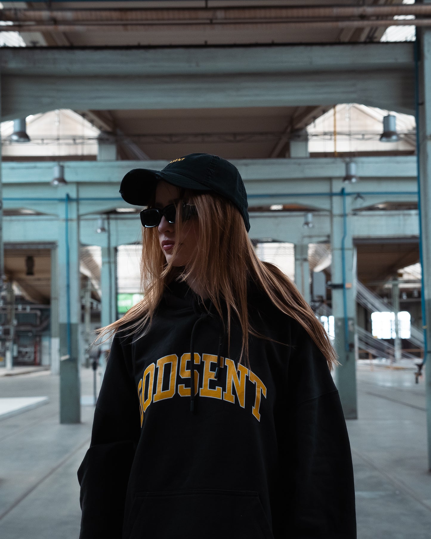HERITAGE VARSITY HOODIE